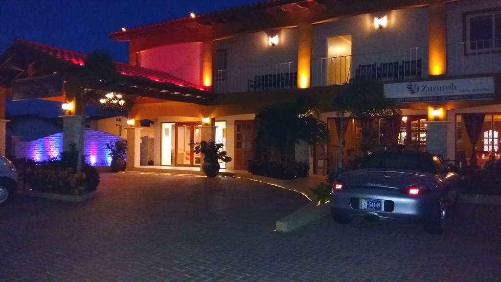 Dorado Eagle Beach Hotel 오란제스타트 외부 사진