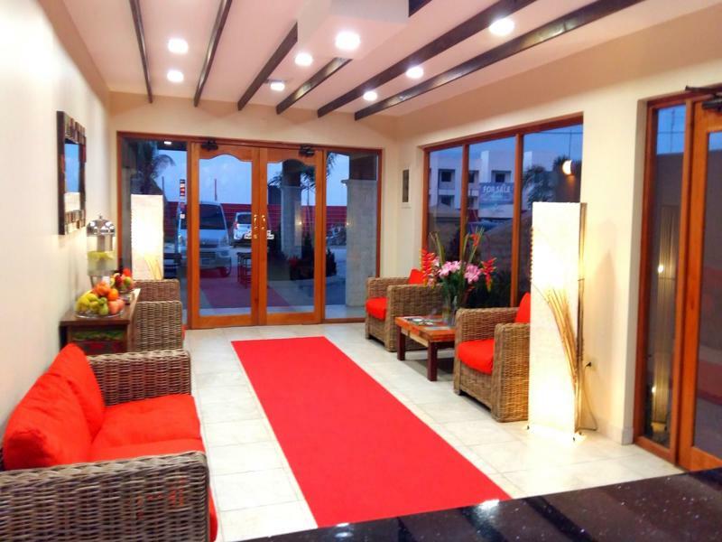 Dorado Eagle Beach Hotel 오란제스타트 외부 사진