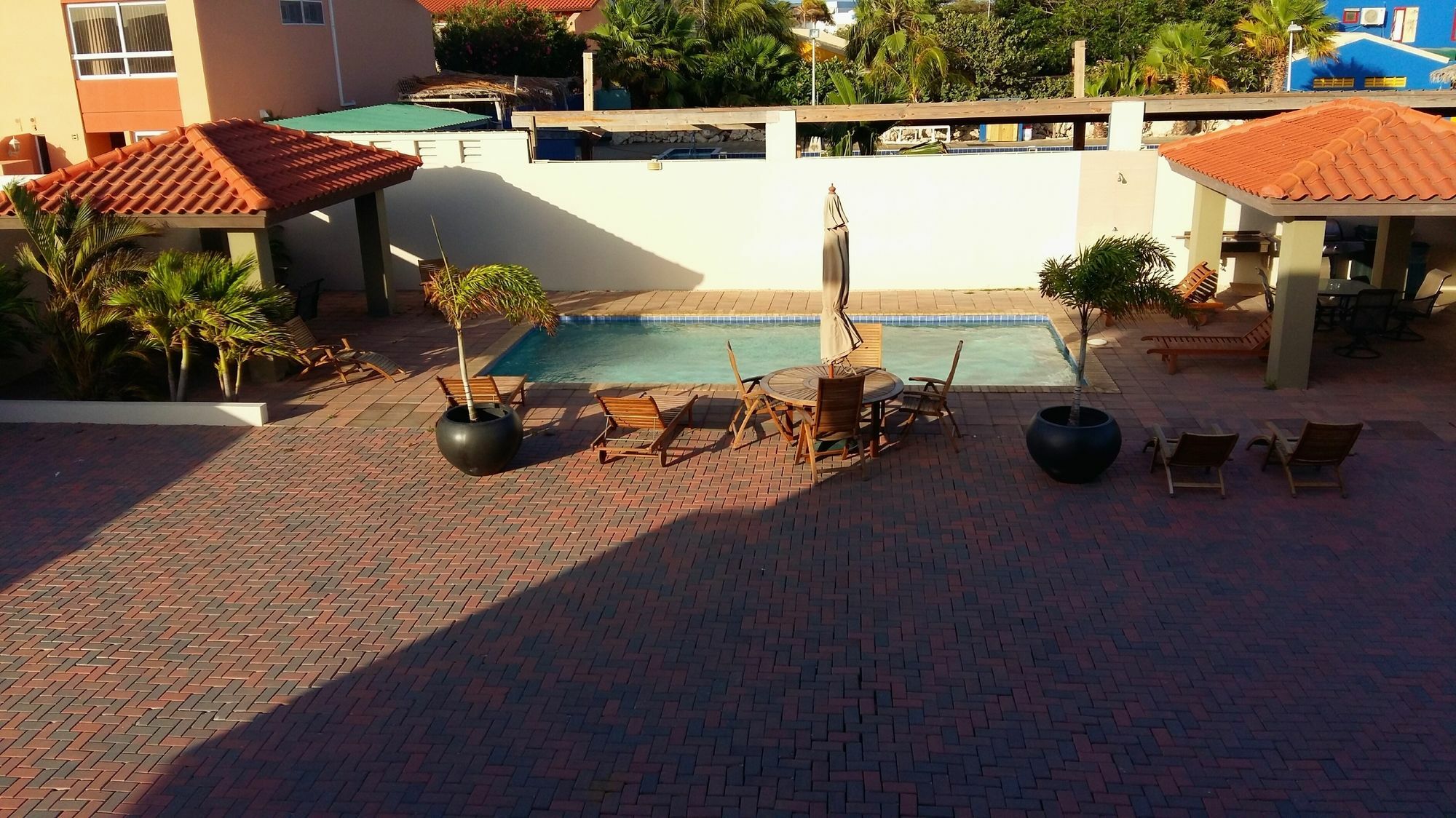 Dorado Eagle Beach Hotel 오란제스타트 외부 사진