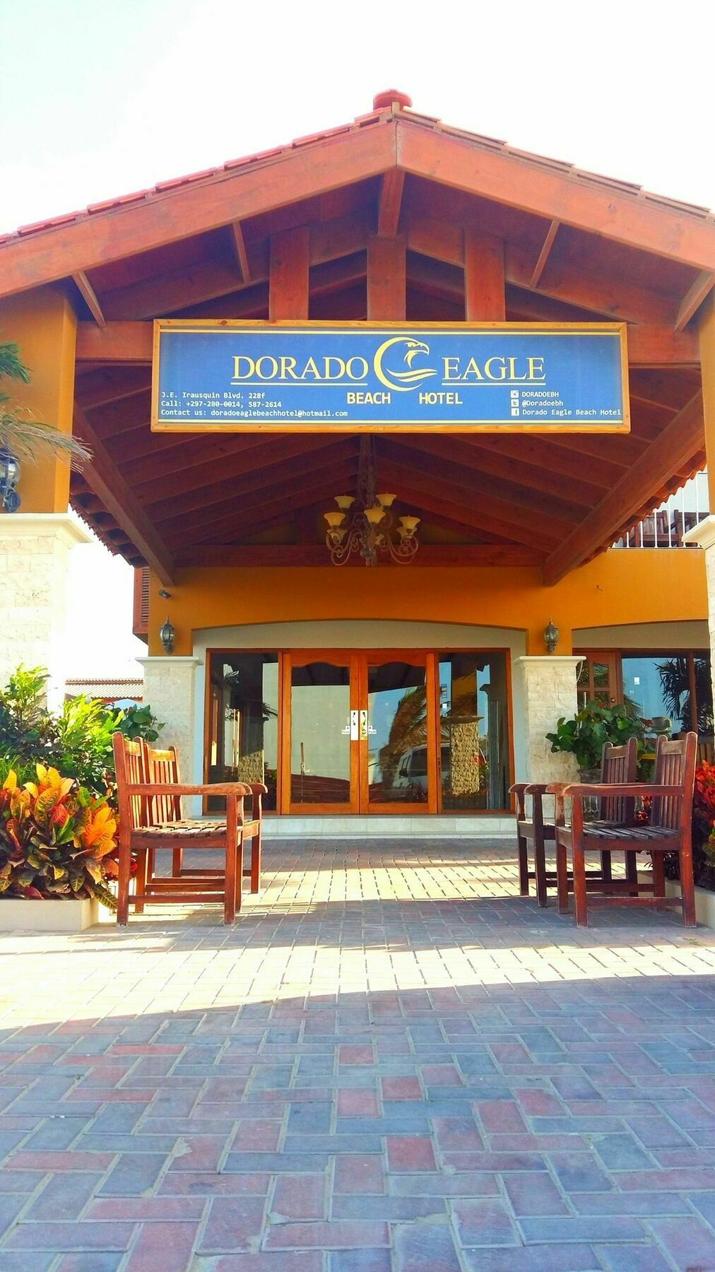 Dorado Eagle Beach Hotel 오란제스타트 외부 사진