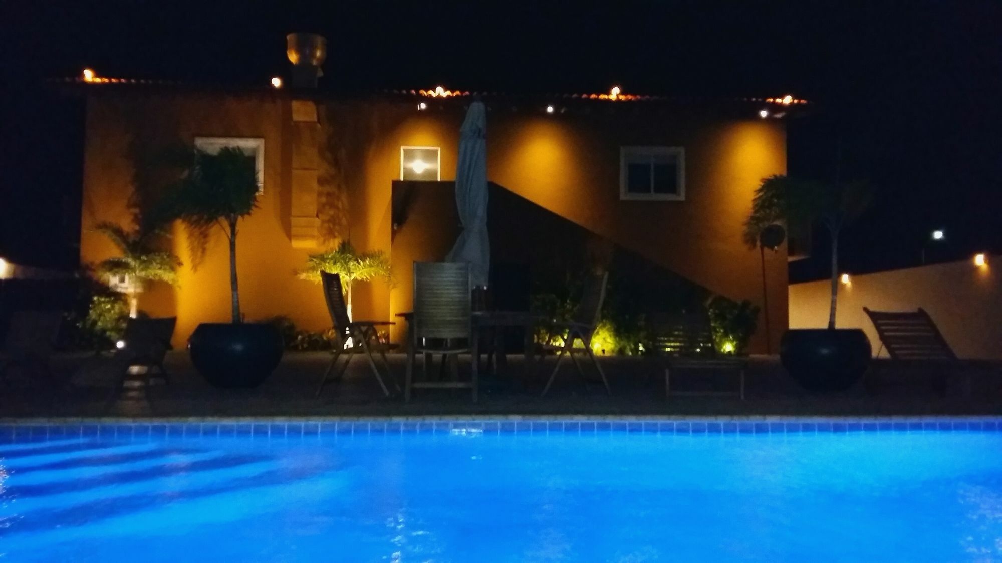 Dorado Eagle Beach Hotel 오란제스타트 외부 사진